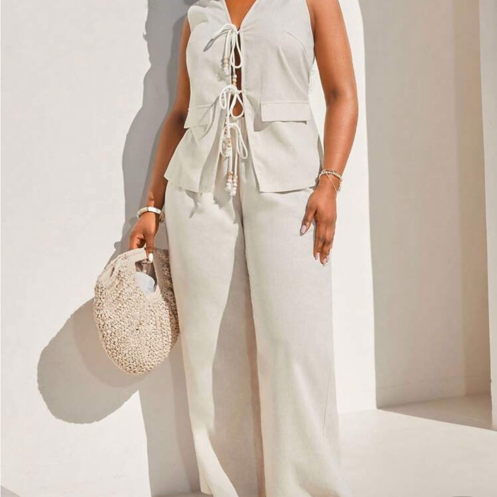 Cream Sleeveless two piece set
